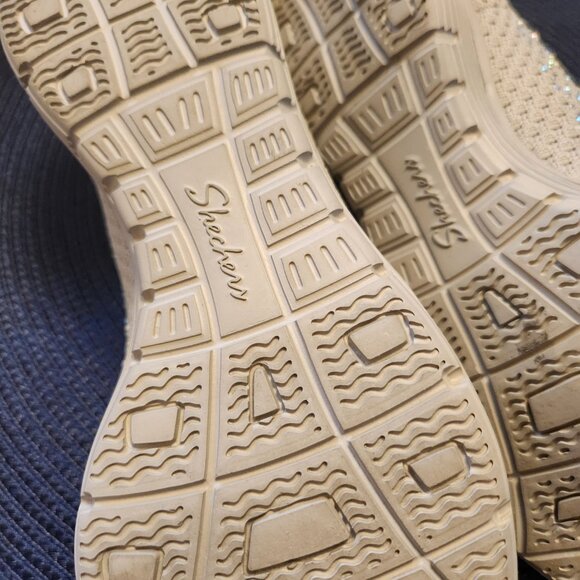 Womens Sketchers Size 7 - Picture 5 of 7